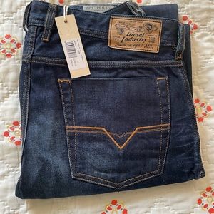 Brand new with tags mens diesel jeans. Never been worn.